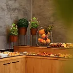 Atrium Deluxe 4* غوليم