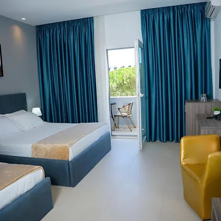 度假村 Atrium Deluxe 4*