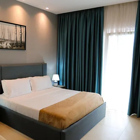 Atrium Deluxe 4*