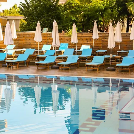 منتجع Atrium Deluxe 4*