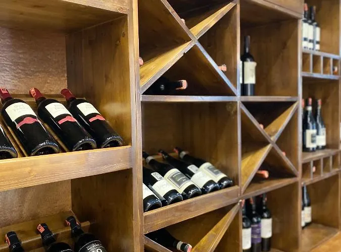 Atrium Deluxe Голем