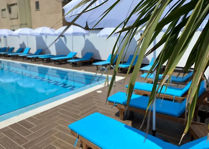 Atrium Deluxe 4* Голем