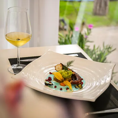 Atrium Deluxe 4* 格勒姆