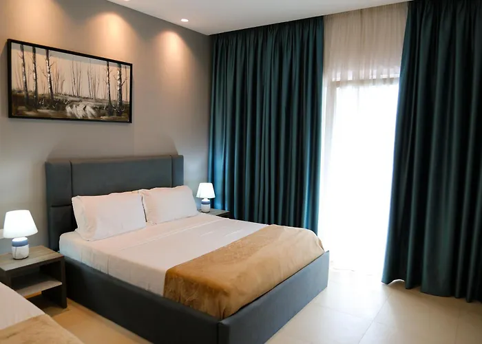 Atrium Deluxe 4*